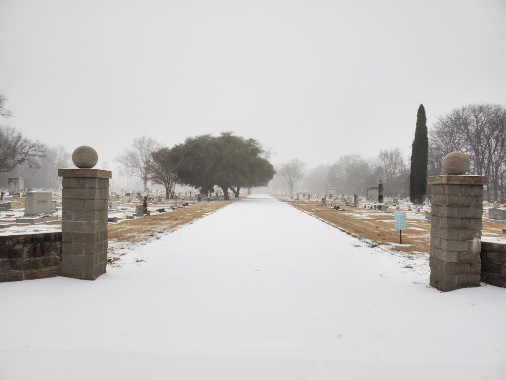 Greenwood Odd Fellows Cememtery 2015 Snow