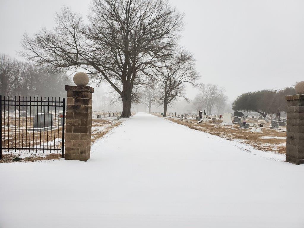 Greenwood Odd Fellows Cememtery 2015 Snow